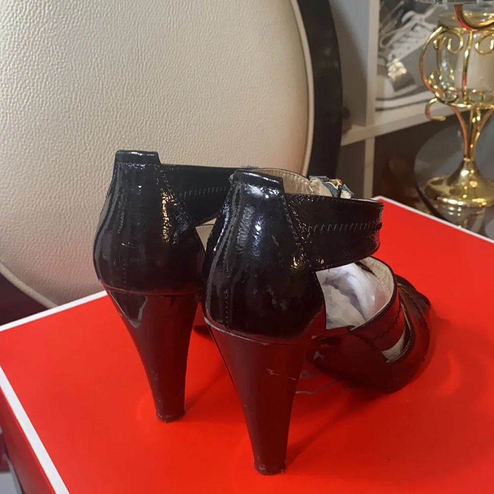 Michael Kors High Heel Sandals Used. - Picture 5 of 7